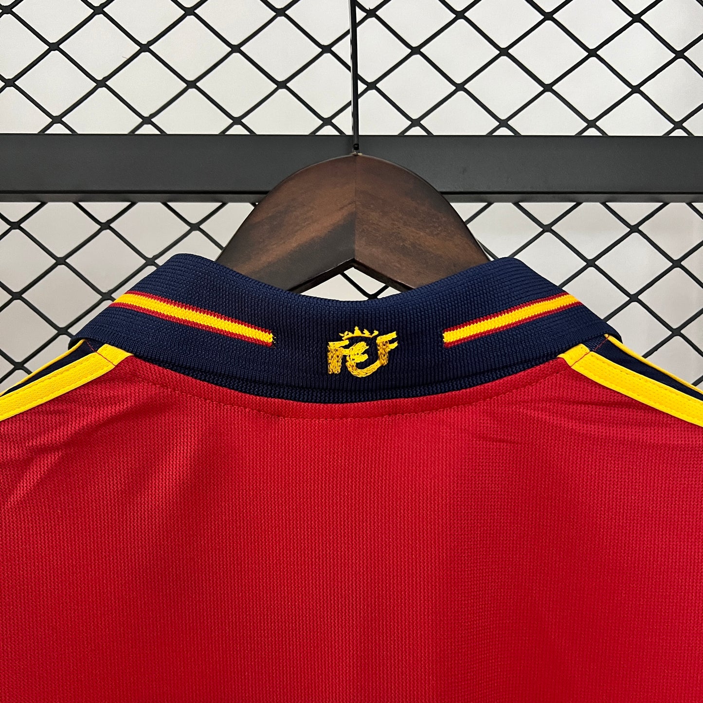 CAMISETA ESPAÑA LOCAL 2010 RETRO