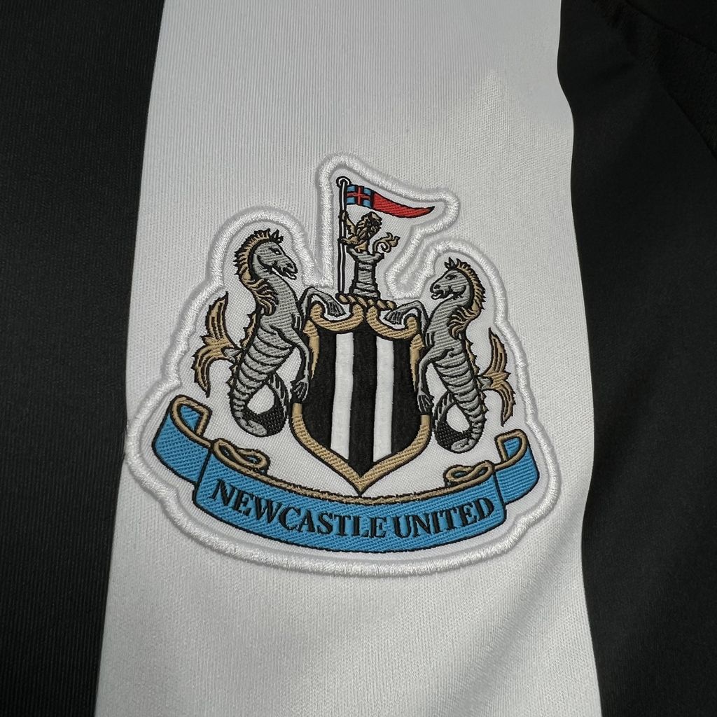 CAMISETA NEWCASTLE I 24/25