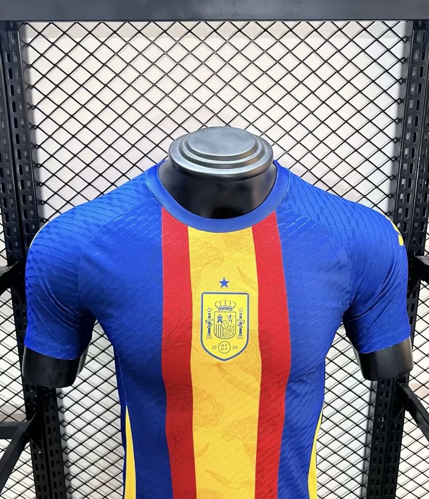 CAMISETA ESPAÑA CALENTAMIENTO EURO 2024 HOMBRE (VERSIÓN JUGADOR)