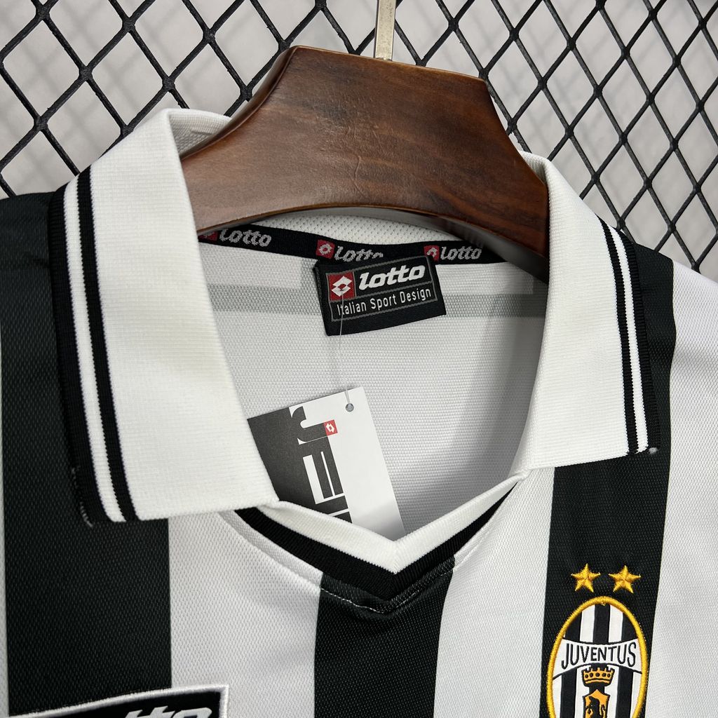 CAMISETA JUVENTUS I 01/02 RETRO