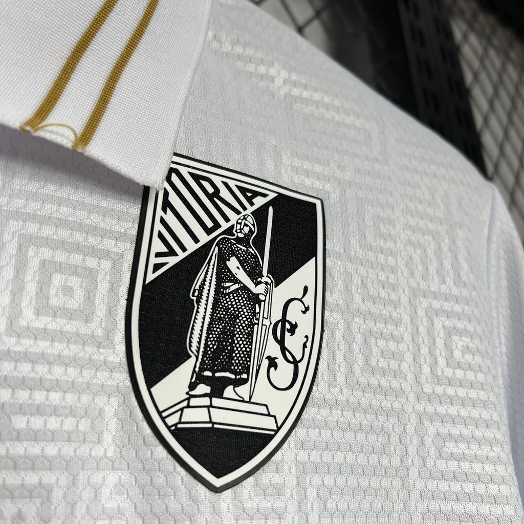 CAMISETA VITORIA GUIMARAES ll 24/25