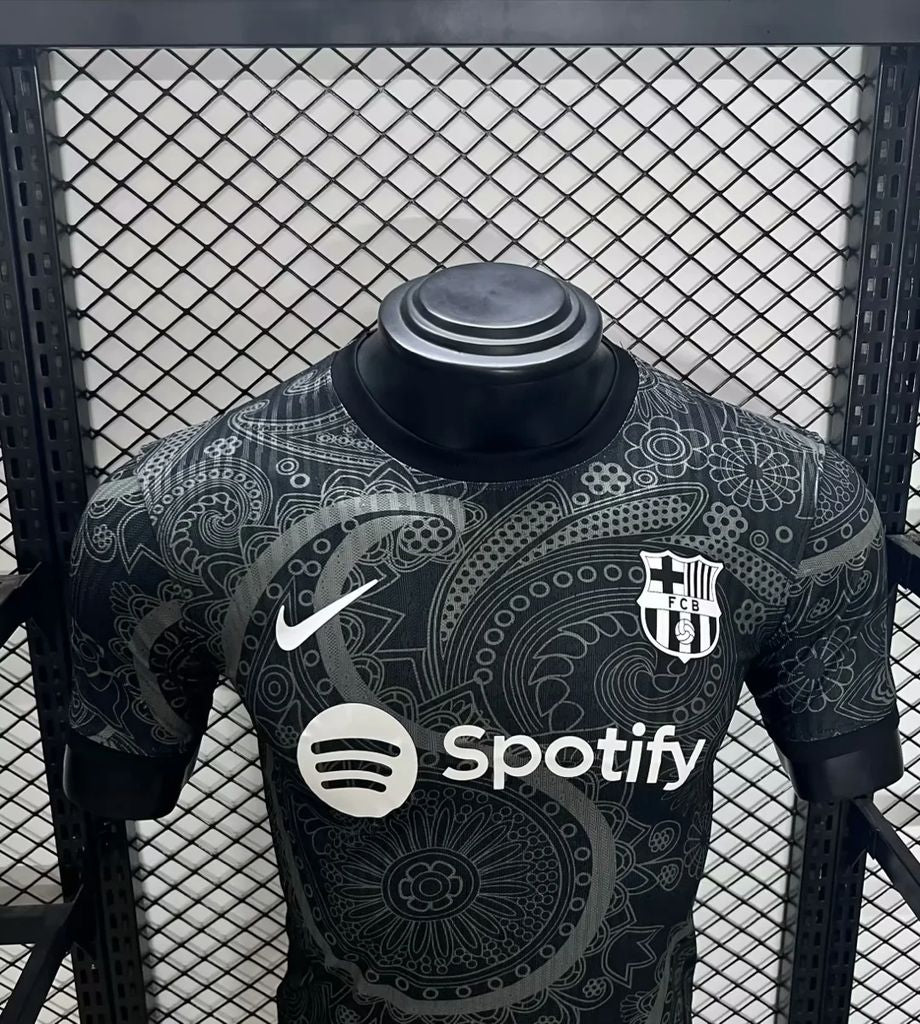 CAMISETA BARCELONA EDICIÓN ESPECIAL NEGRA 24/25 HOMBRE (VERSIÓN JUGADOR)