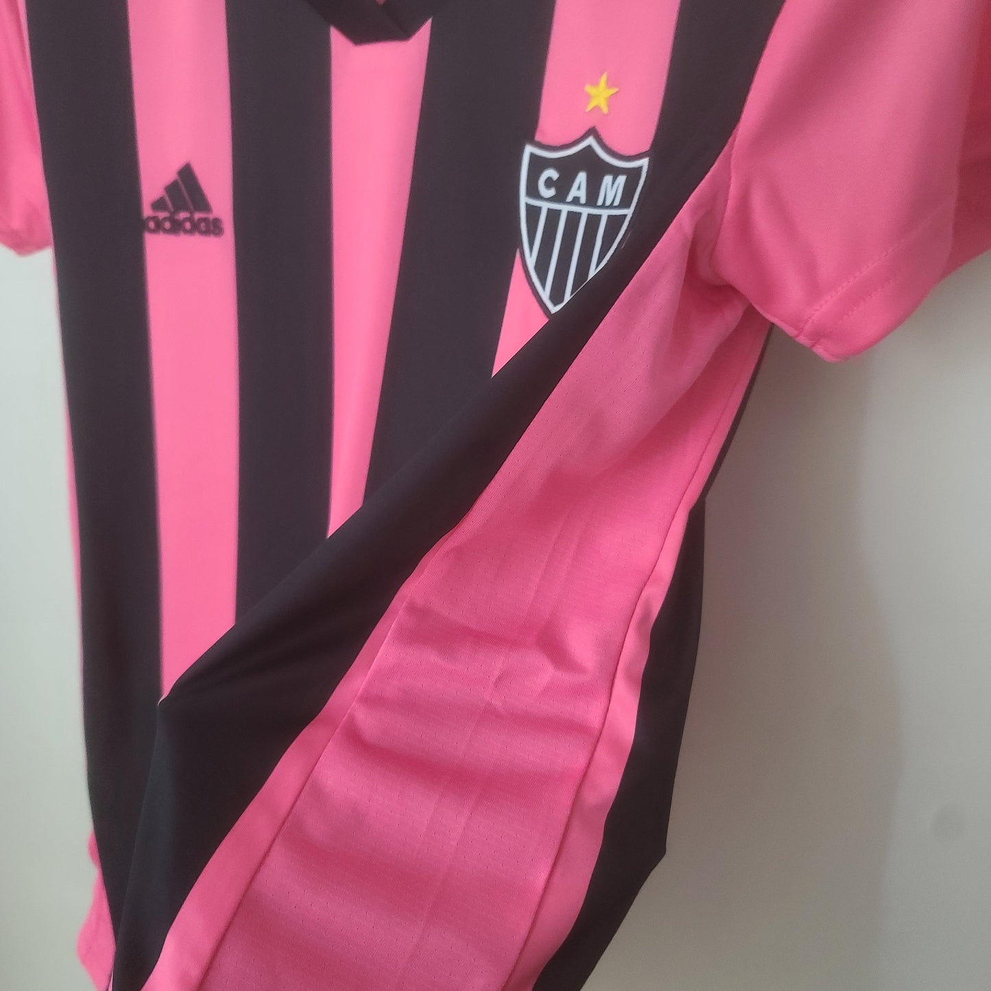 CAMISETA ATLETICO MINEIRO ROSA 23/24 MUJER