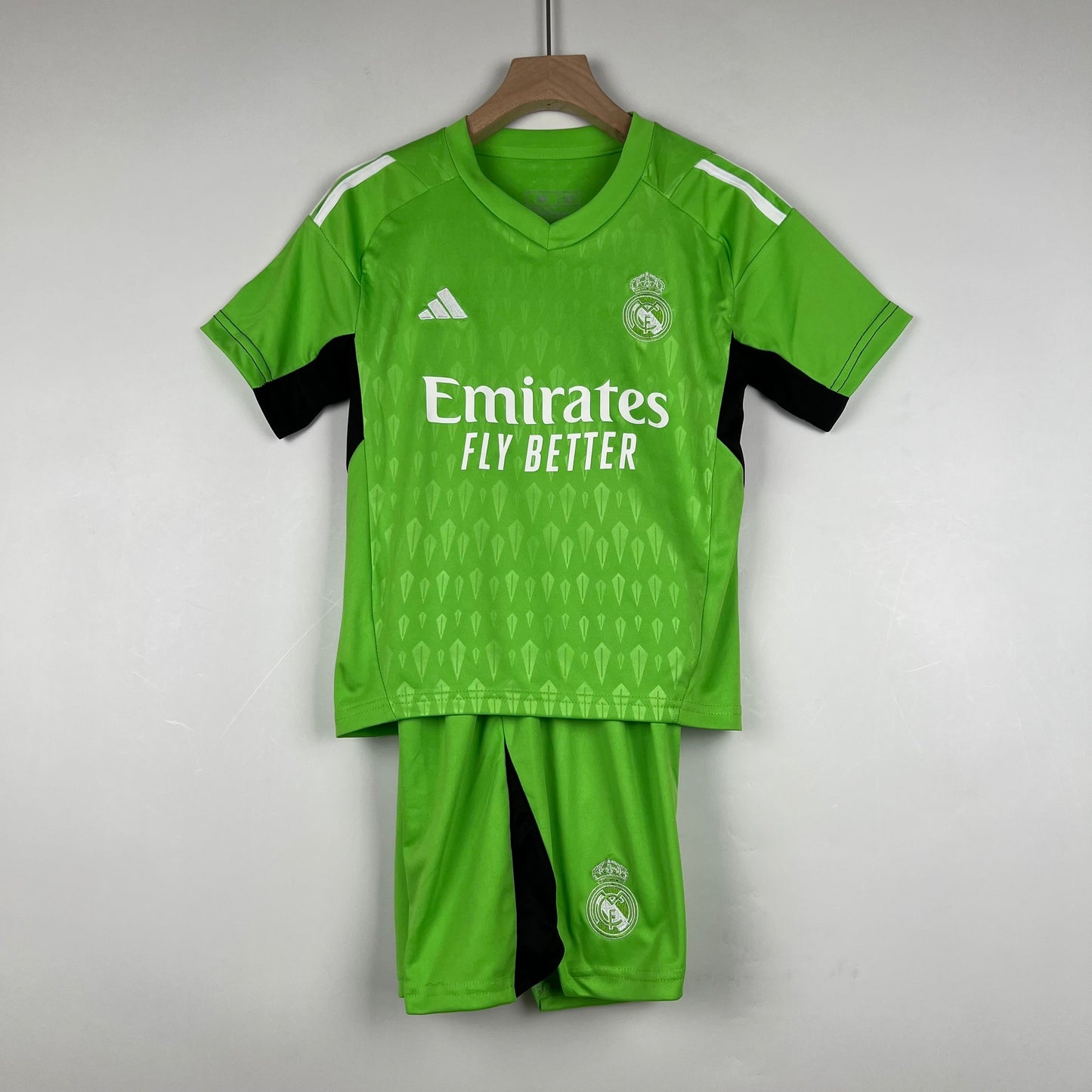 REAL MADRID PORTERO I 23/24 CONJUNTO INFANTIL