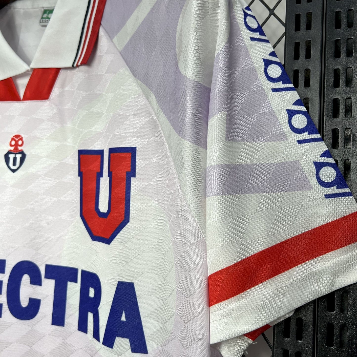 CAMISETA UNIVERSIDAD DE CHILE ll RETRO 1996