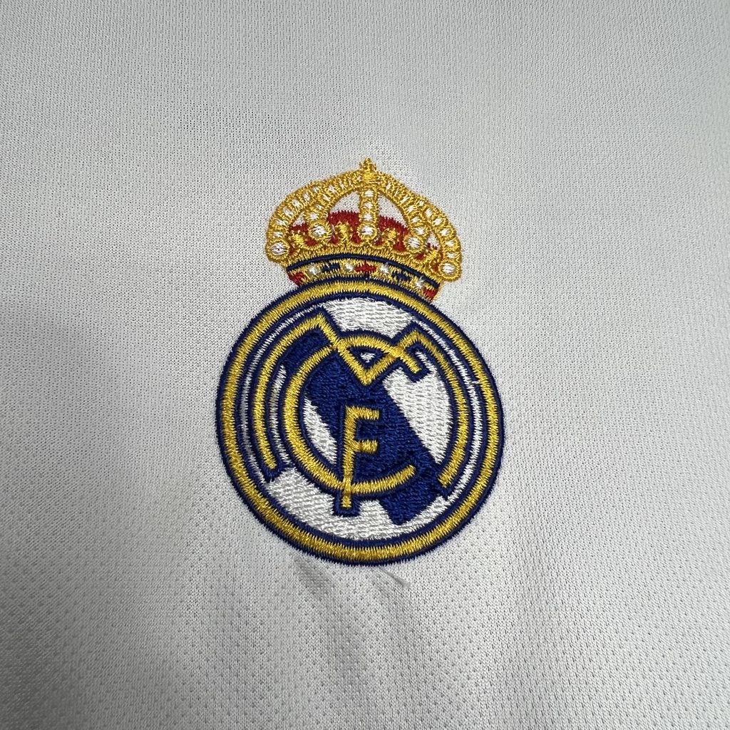 CAMISETA REAL MADRID 24/25 EDICION WHITE MAMBA