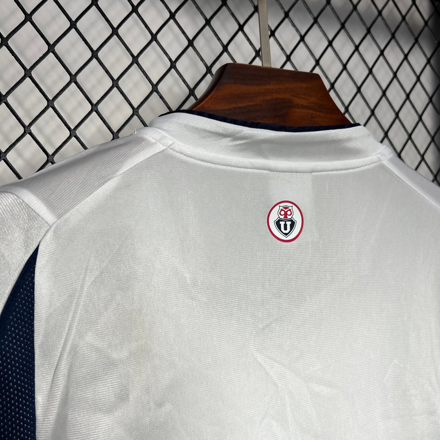 CAMISETA UNIVERSIDAD DE CHILE ll RETRO 2003